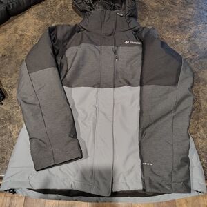 Columbia Black and Gray Jacket - Like New - Women's Large - Omni Heat